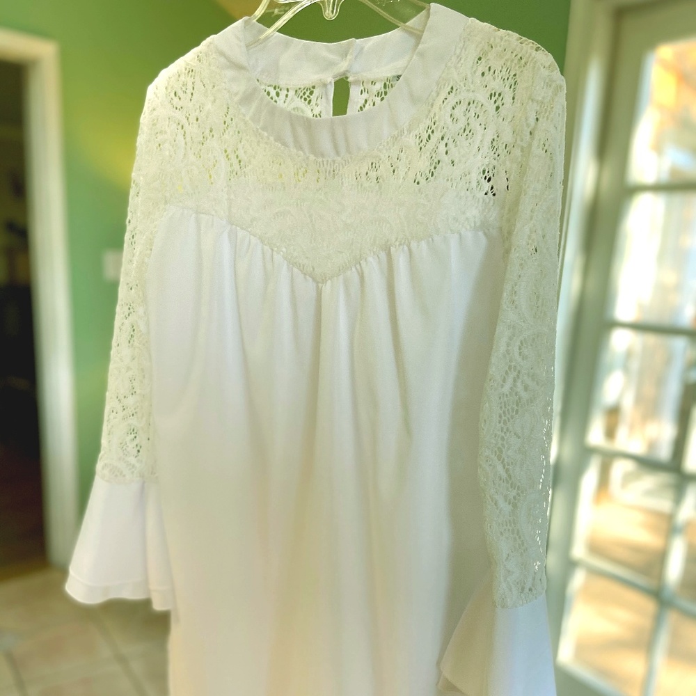 Venus Lace Detail Scoop Neck Top